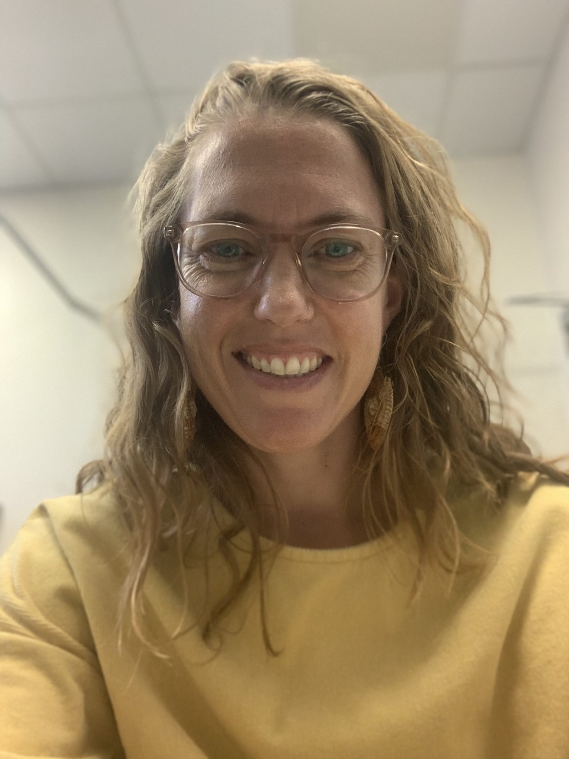 Dr Kerri Thomas